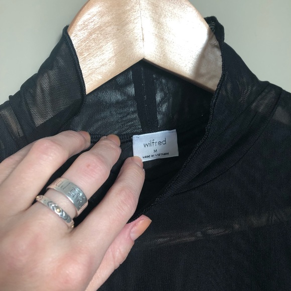 ARITZIA WILFRED Sheer mockneck long sleeve shirt, SZ M - Picture 3 of 5